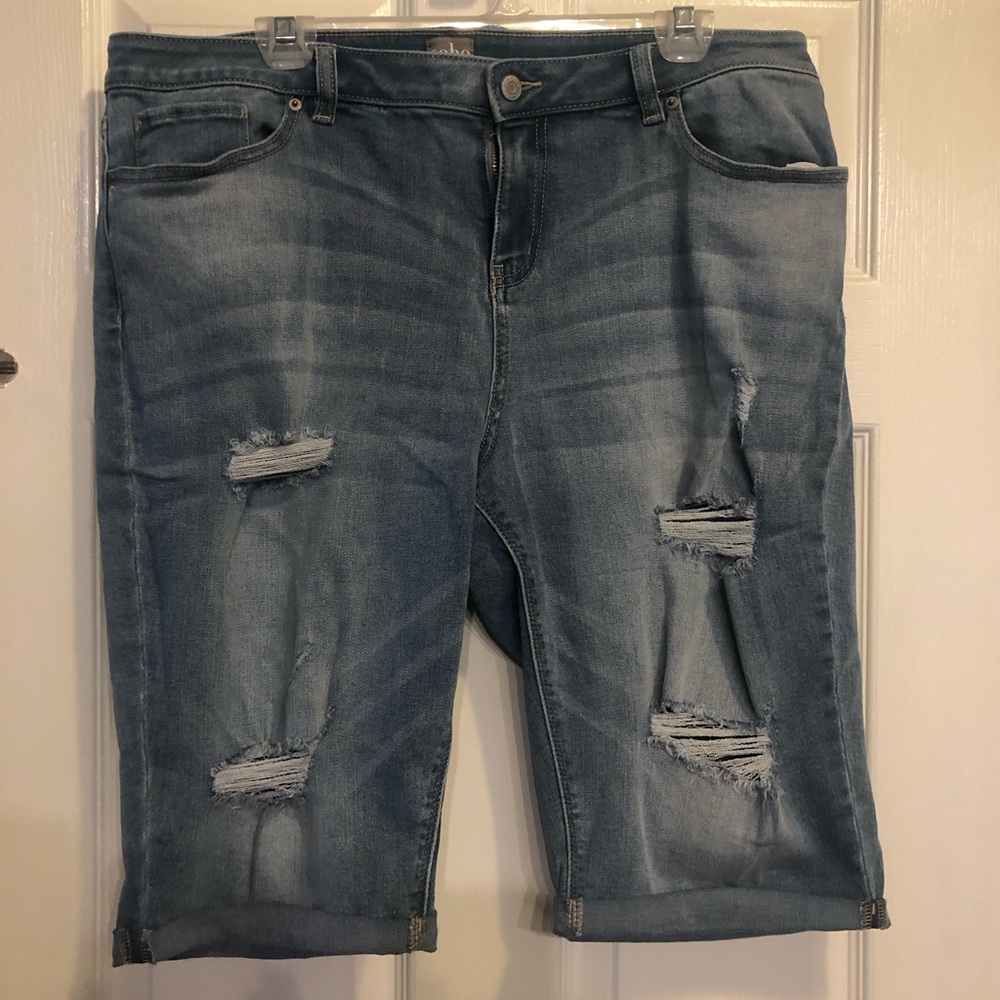 NY & Co distressed Bermuda shorts